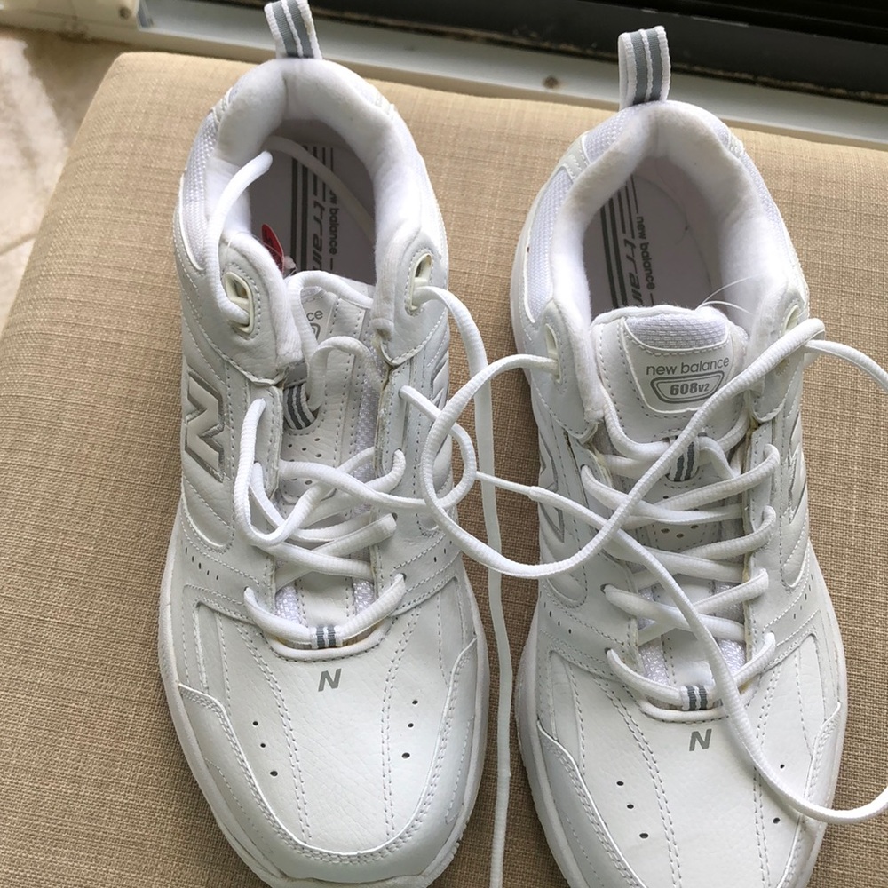 Men’s New Balance Sneakers Wide Width (2E)